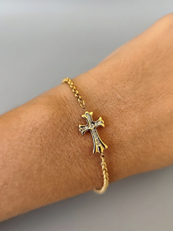 Bracelet croix strass