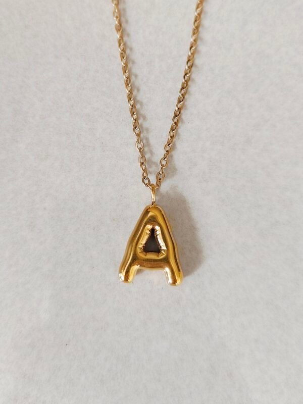 Collier Initial