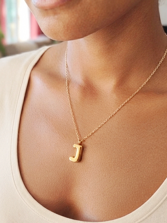 Collier Initial